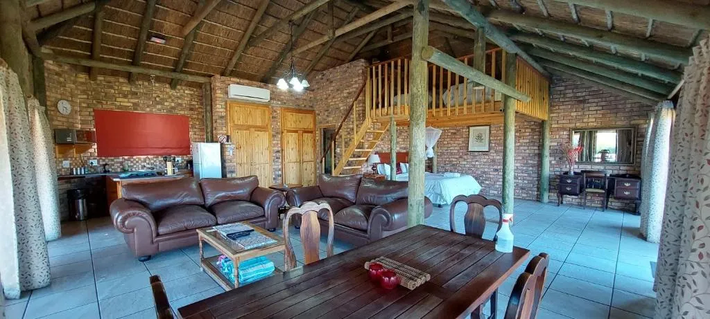 22660 tarantula guest house calvinia room