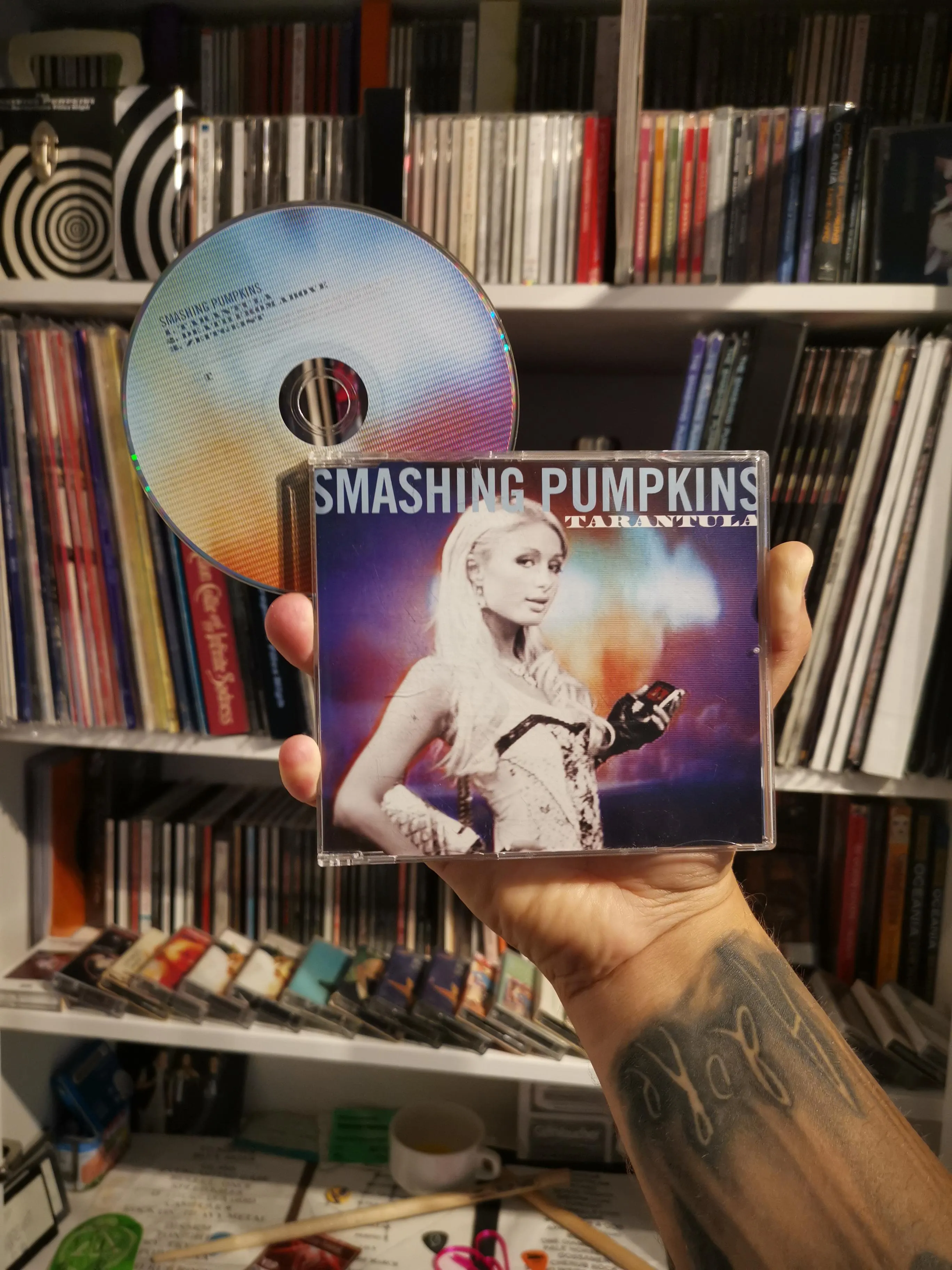 /img/22773-smashing-pumpkins-zeitgeist-album.webp